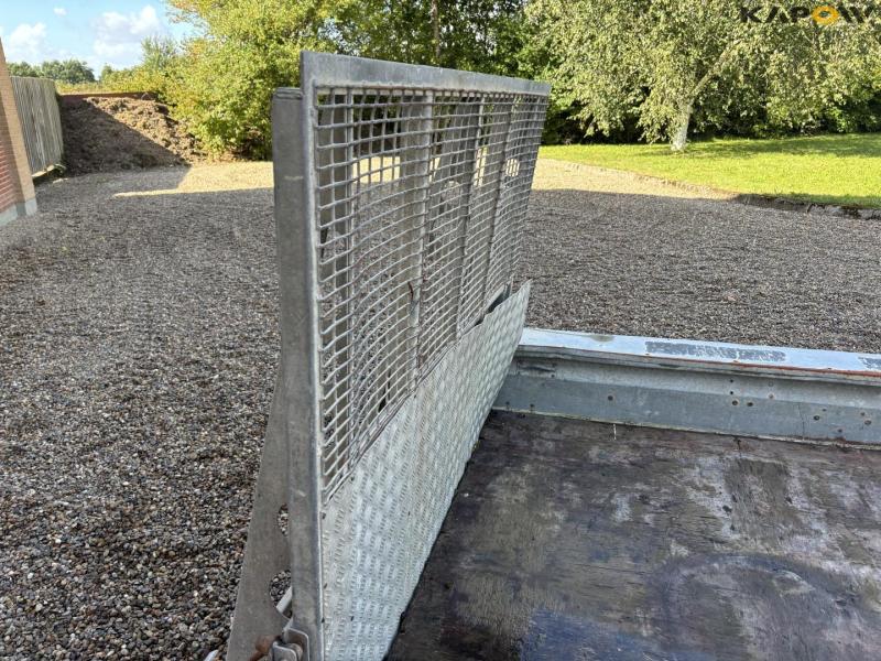 IFOR WILLIAMS TRAILER 37