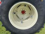 IH 1255 tractor with twin wheels 10