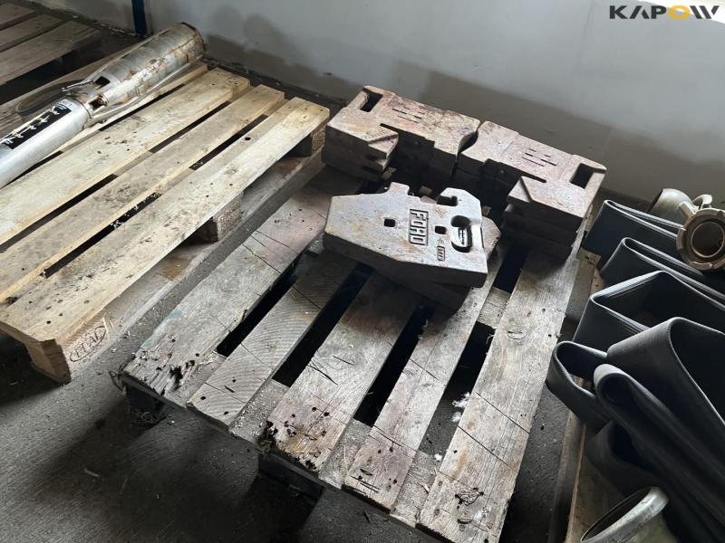 IH and Ford front weight 3