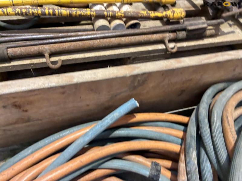 Oxygen and gas set 15