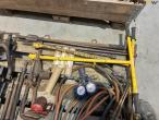 Oxygen and gas set 26