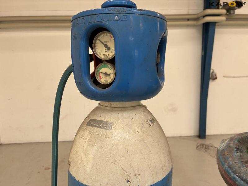 Oxygen and gas set 14