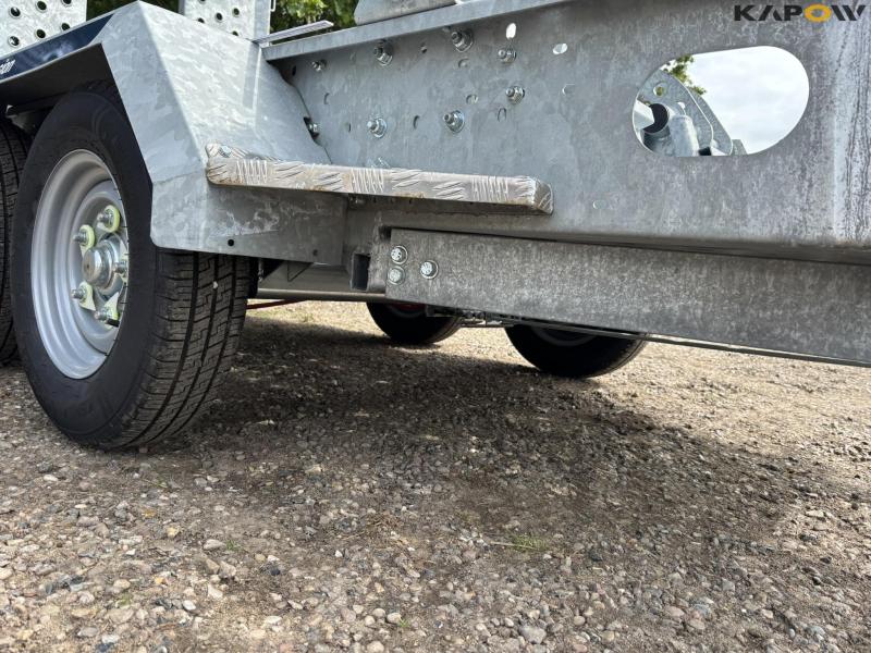 Indespension Ad27bt machine trailer 2700 kg 17