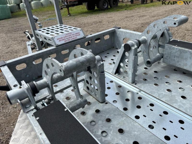 Indespension Ad27bt machine trailer 2700 kg 37