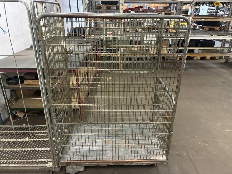Packaging equipment/ Table/ Cage 24