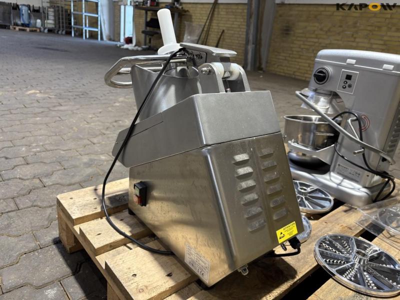 Industrial cutting and mixing machine + accessories 15