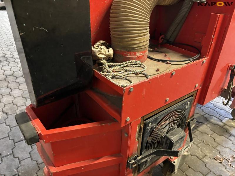 Industrial vacuum cleaner 20