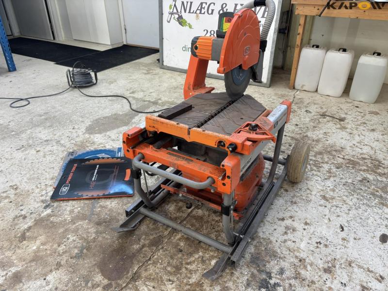 iQ iQMS362i tile cutter 1