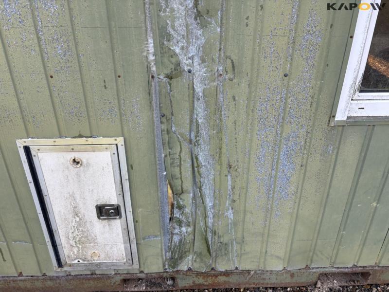 Insulated container office 19