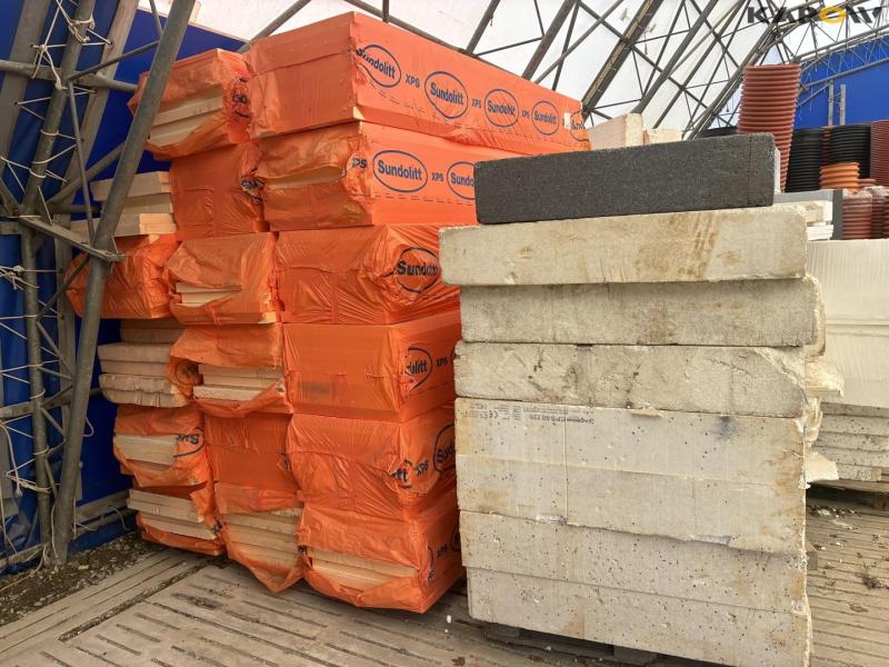 Insulation boards in flamingo 4