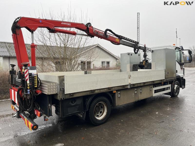 Iveco 120-250 Euro Cargo truck with Ferrari F540 crane 5