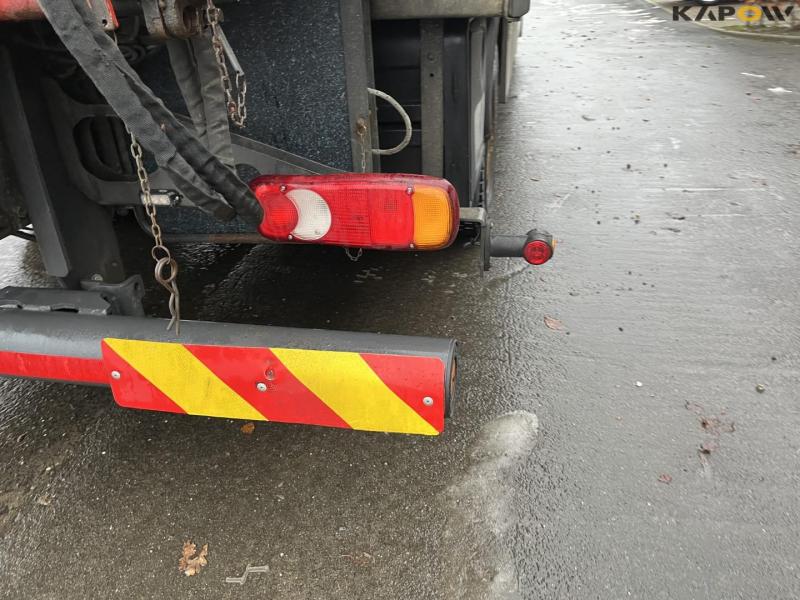 Iveco 120-250 Euro Cargo truck with Ferrari F540 crane 21