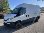 Iveco Daily 35S14 van 1