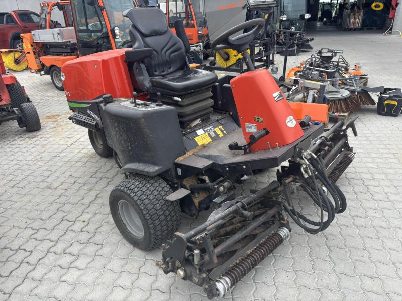 Jacobsen TR3 cylinder mower 3