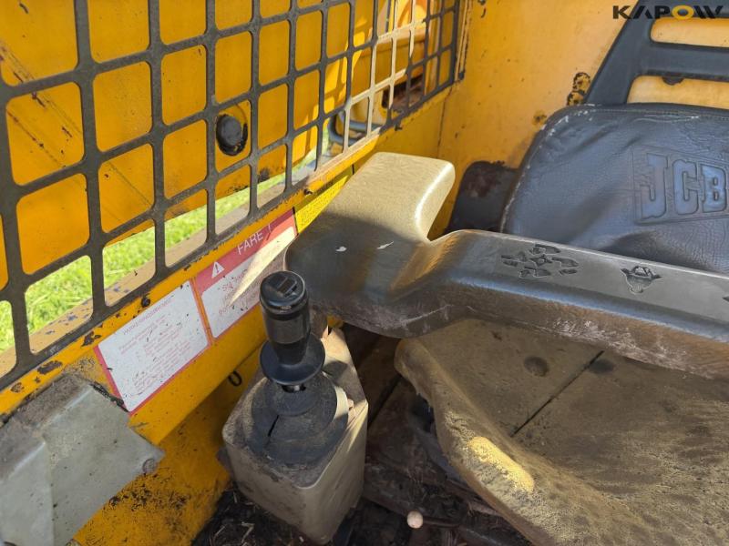 JCB 165 skid steer 21