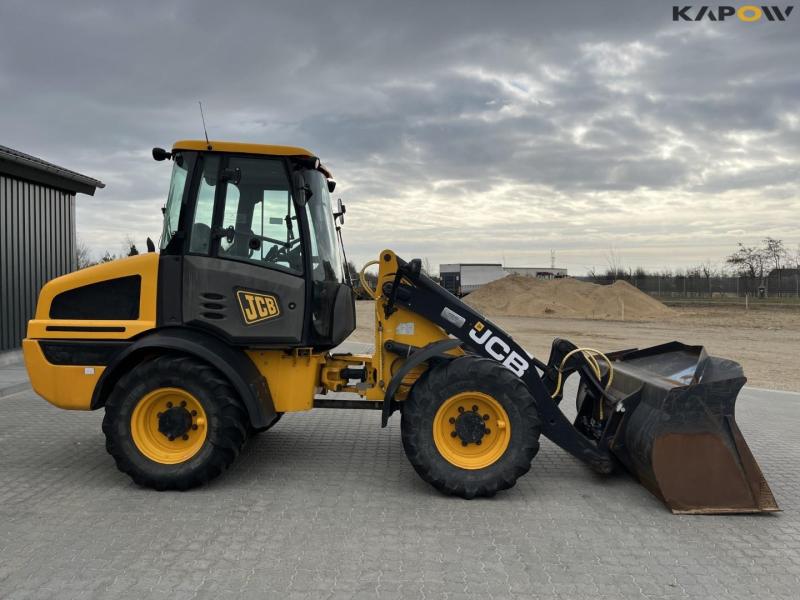 JCB 409 wheel loader 4