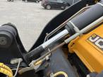 JCB 409 wheel loader 13