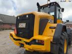 JCB 427 Agri wheel loader 26
