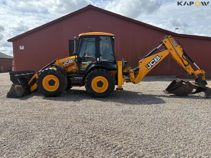 JCB 4CX backhoe loader 7