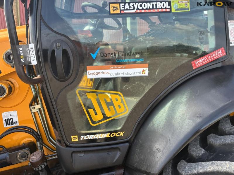 JCB 4CX backhoe loader 8