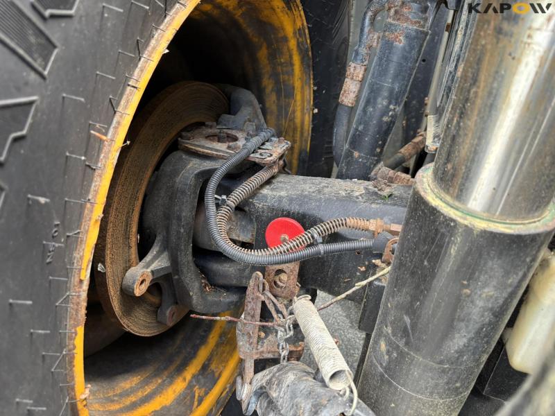 JCB FASTRAC 4220 tractor 44