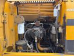 JCB JS220LC excavator 32