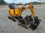 JCB Micro excavator 4