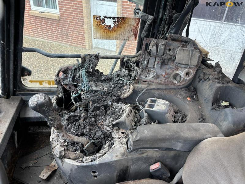 JCB tractor - Burnt 29