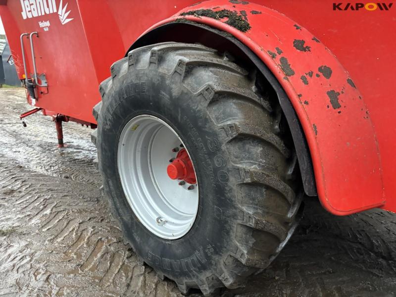 Jeantil EVR 18-14 fertilizer spreader 17
