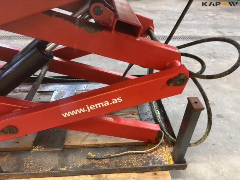 Jema L-DVS-T1 height-adjustable table 18