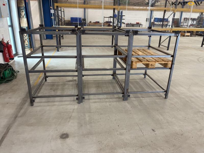 Iron/workpiece racks 4