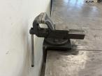 Iron table with two vices 16