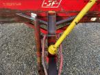 JF dump trailer with manure spreader 14