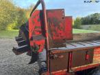 JF dump trailer with manure spreader 27