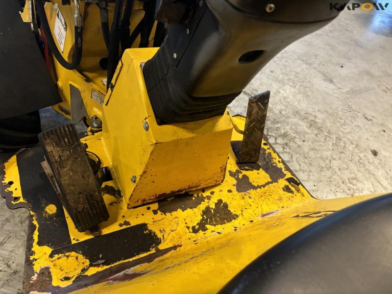 Job-Mann 200-35 skid steer loader 25