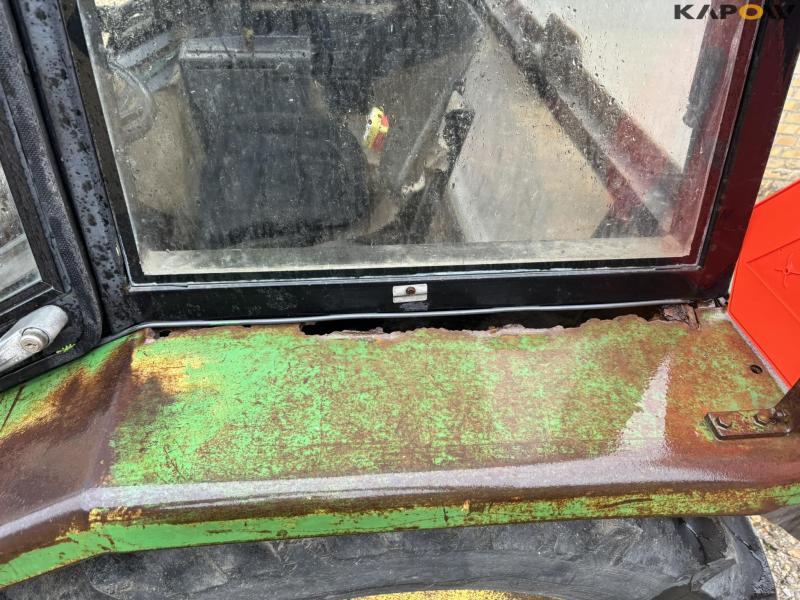 John Deere 1130 2WD tractor 37