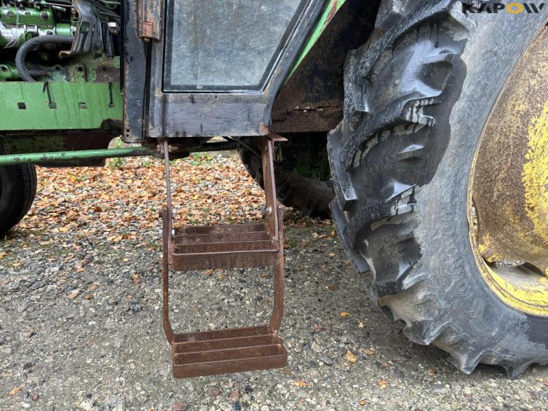 John Deere 1130 2WD tractor 38