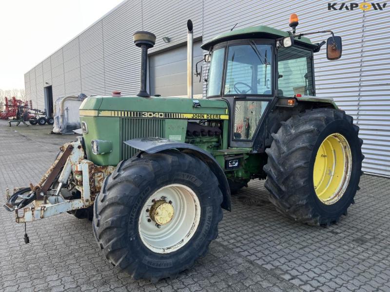 John Deere 3040 tractor 1