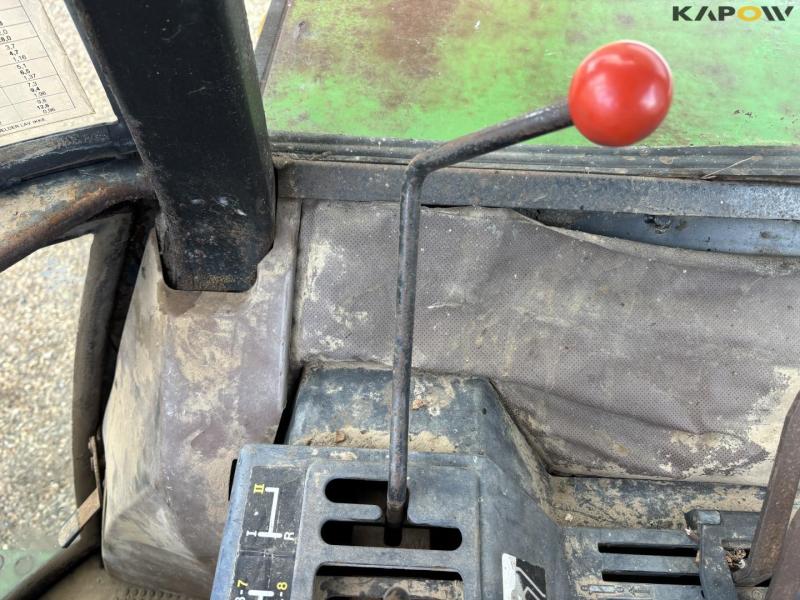 John Deere 3040 tractor 41