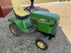 John Deere 318 lawn tractor with mower deck 3