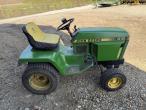 John Deere 318 lawn tractor with mower deck 4