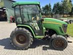 John Deere 3320 4WD 4