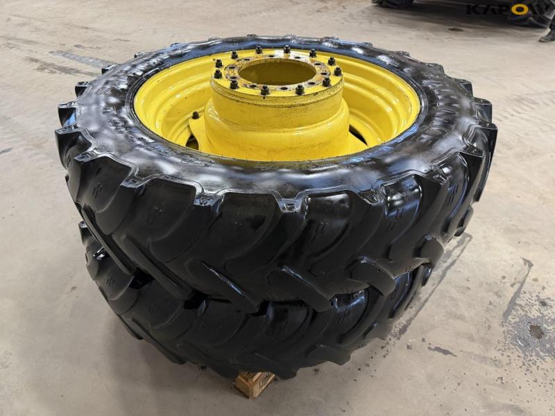 John Deere 380/80-R38 wheels 3