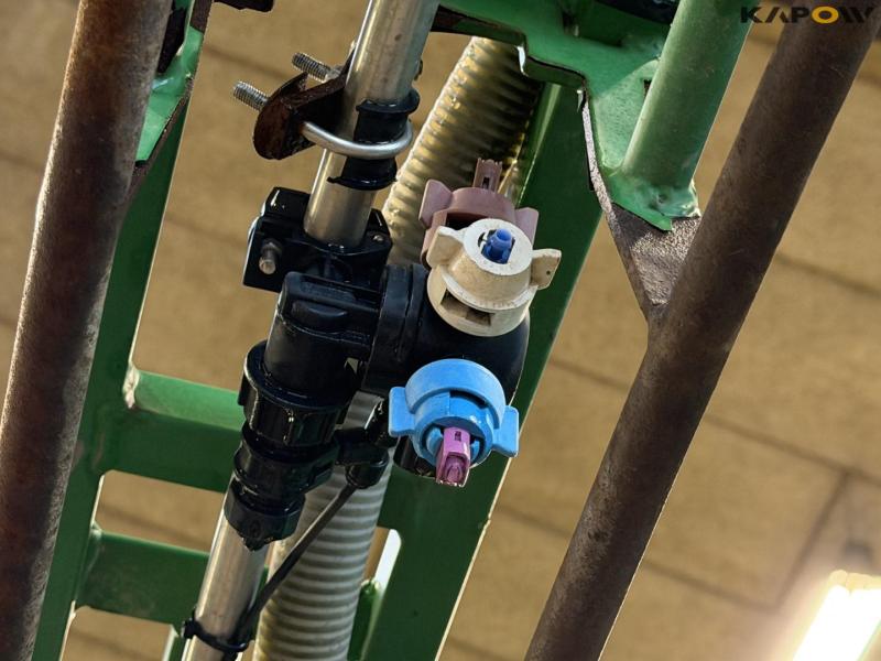 John Deere 5430i self-propelled sprayer 15