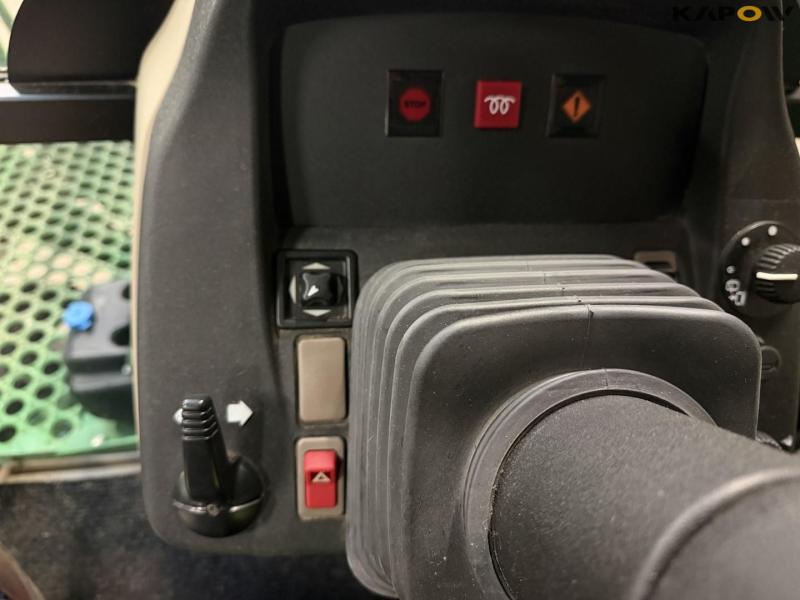 John Deere 5430i self-propelled sprayer 66