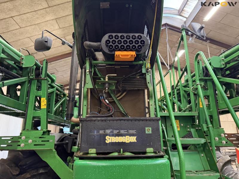 John Deere 5430i self-propelled sprayer 77