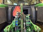 John Deere 6170R tractor 31
