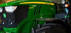 John Deere 6215R tractor 1
