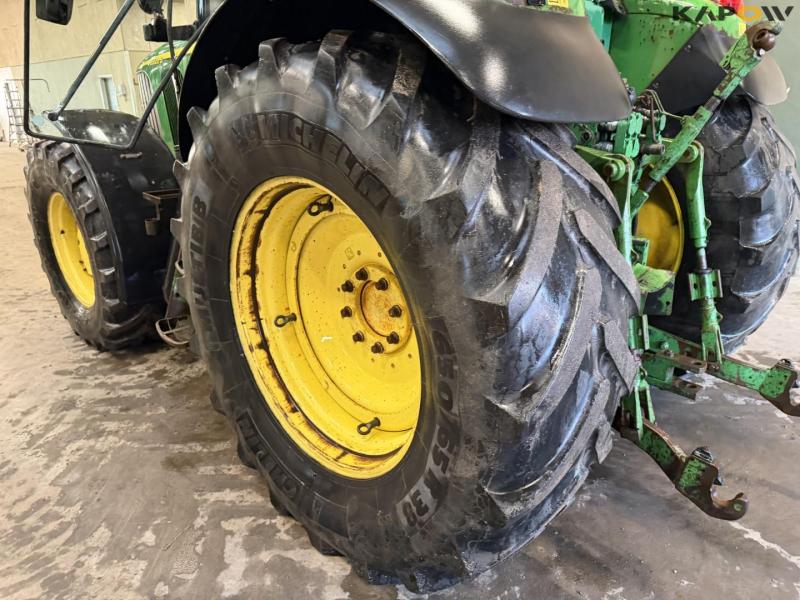 John Deere 6920S tractor 72