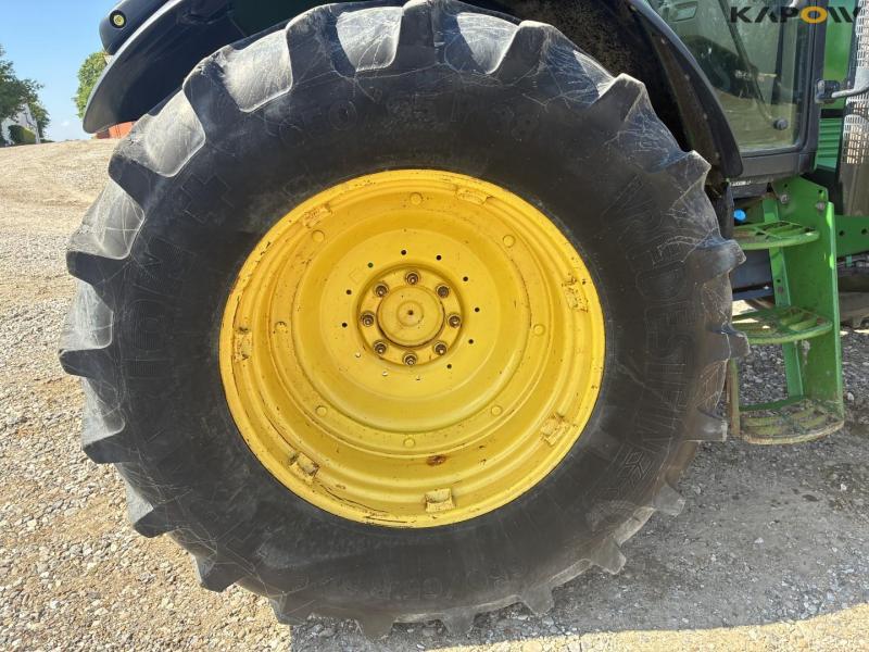 John Deere 6930 Premium auto power tractor 28